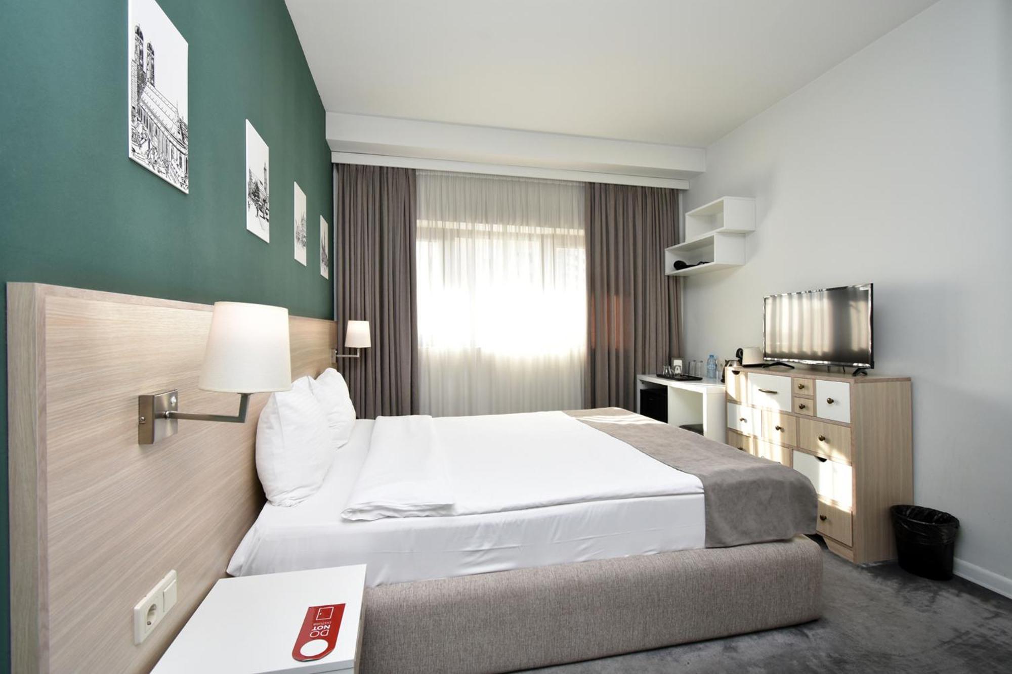 In City Hotel Jerevan Buitenkant foto